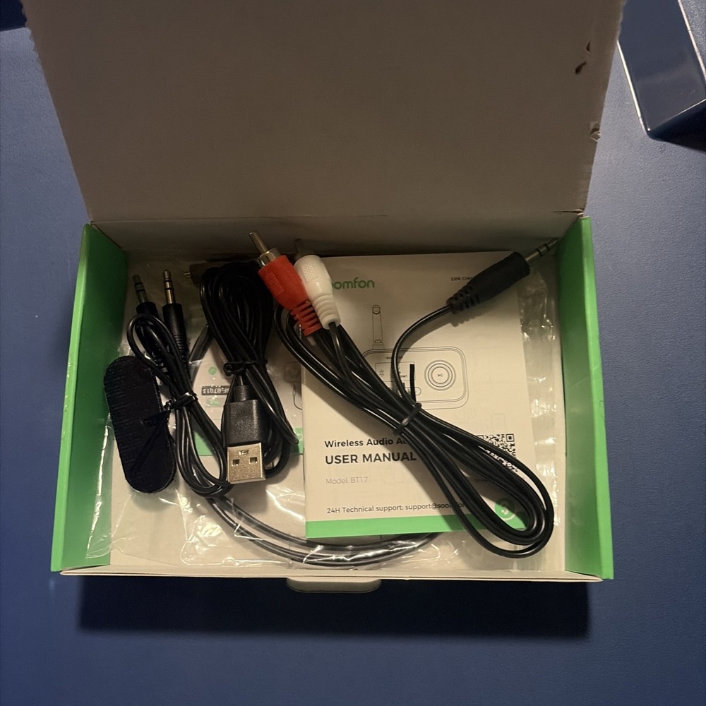 Soomfon BT17 Bluetooth Audio Transmitter / Receiver