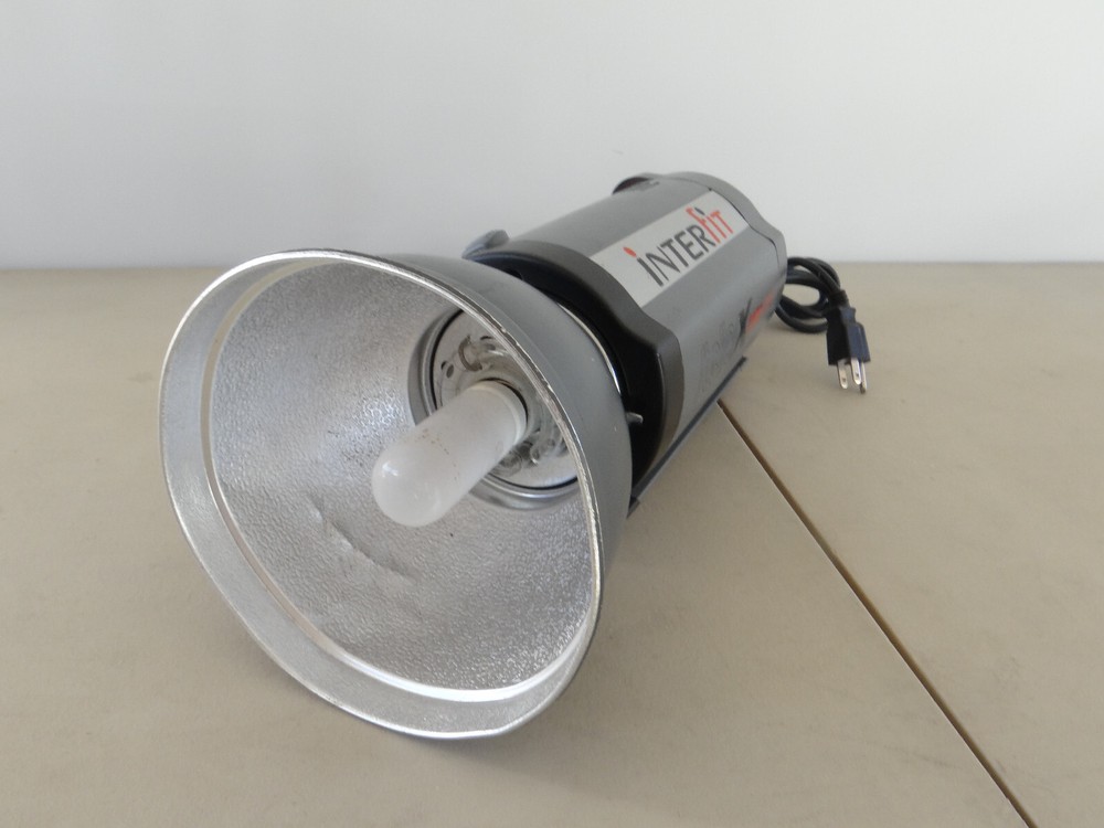 Interfit Stellar Xreme X 300 Flash Monolight
