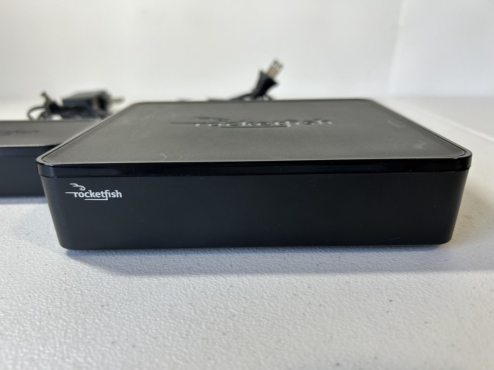 Rocketfish RF-WHTIB-A Universal Wireless Black Rear Speaker Amplifier Kit Black