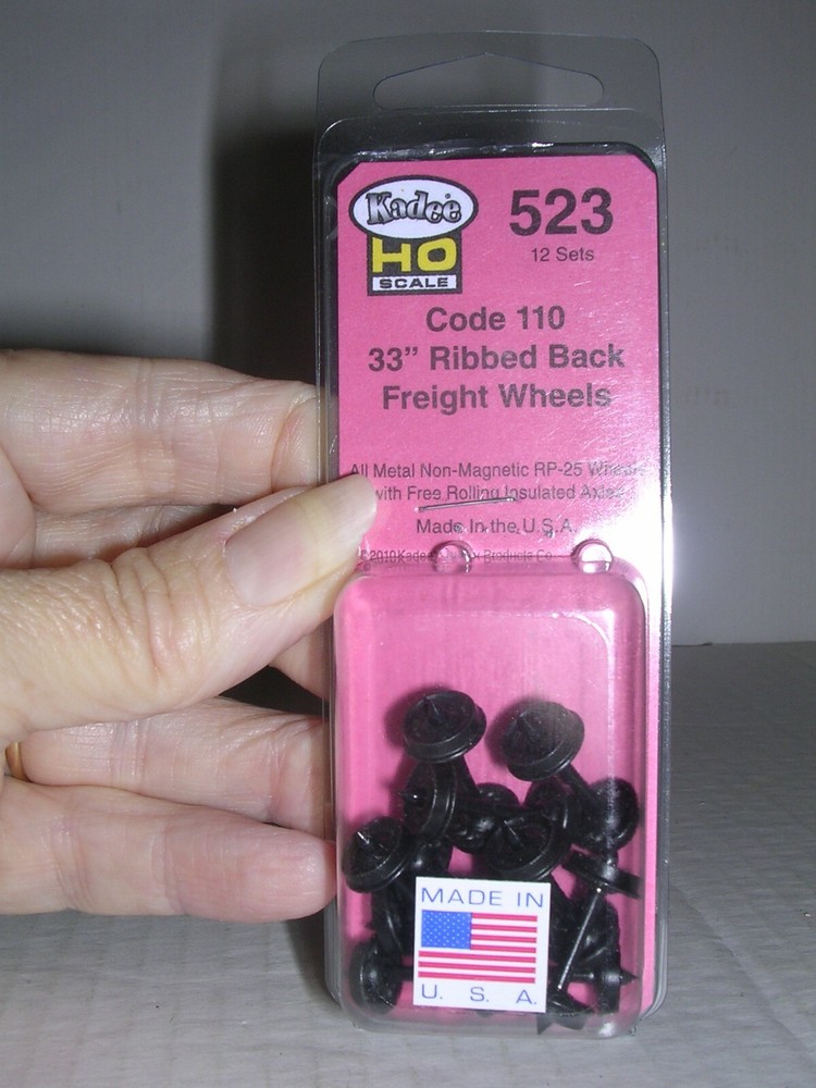 KADEE #523 12 - 33" Ribbed Back Code 110 Freight Wheels H.O.Scale 1/87