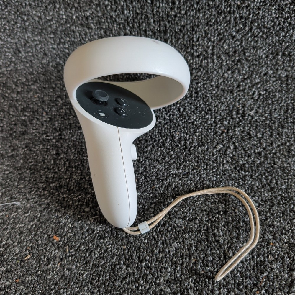 Meta Oculus Quest 2  VR LEFT Controller Only **NOT WORKING FOR PARTS ONLY*