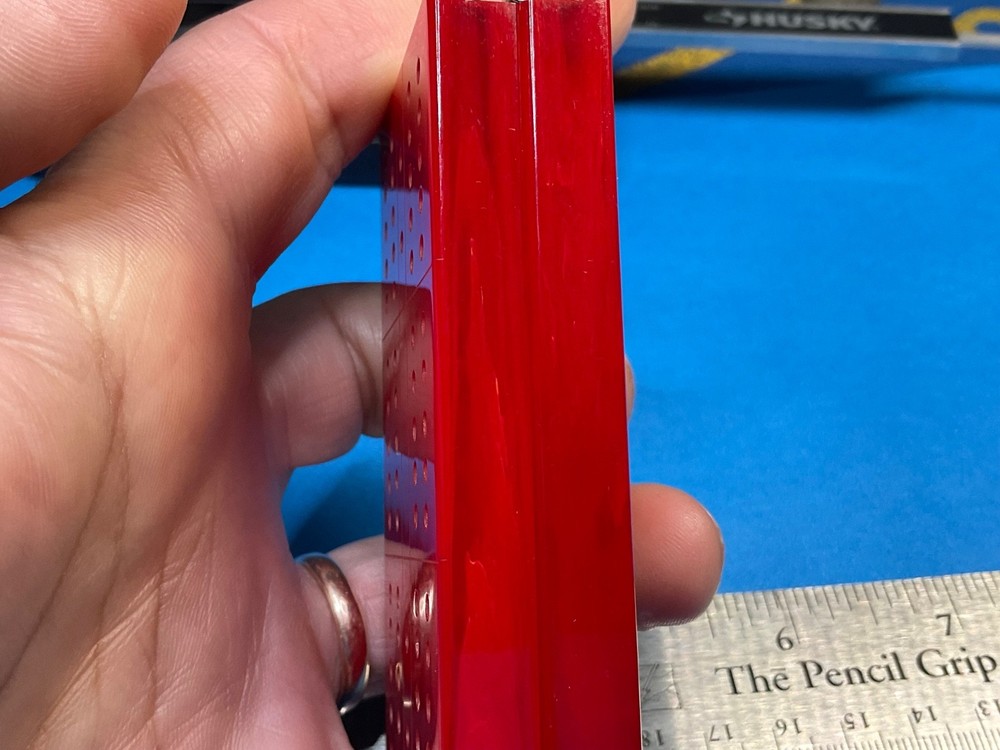 ———BEAUTIFUL RED MARBLED FOLDING CRIBBAGE BOARD——