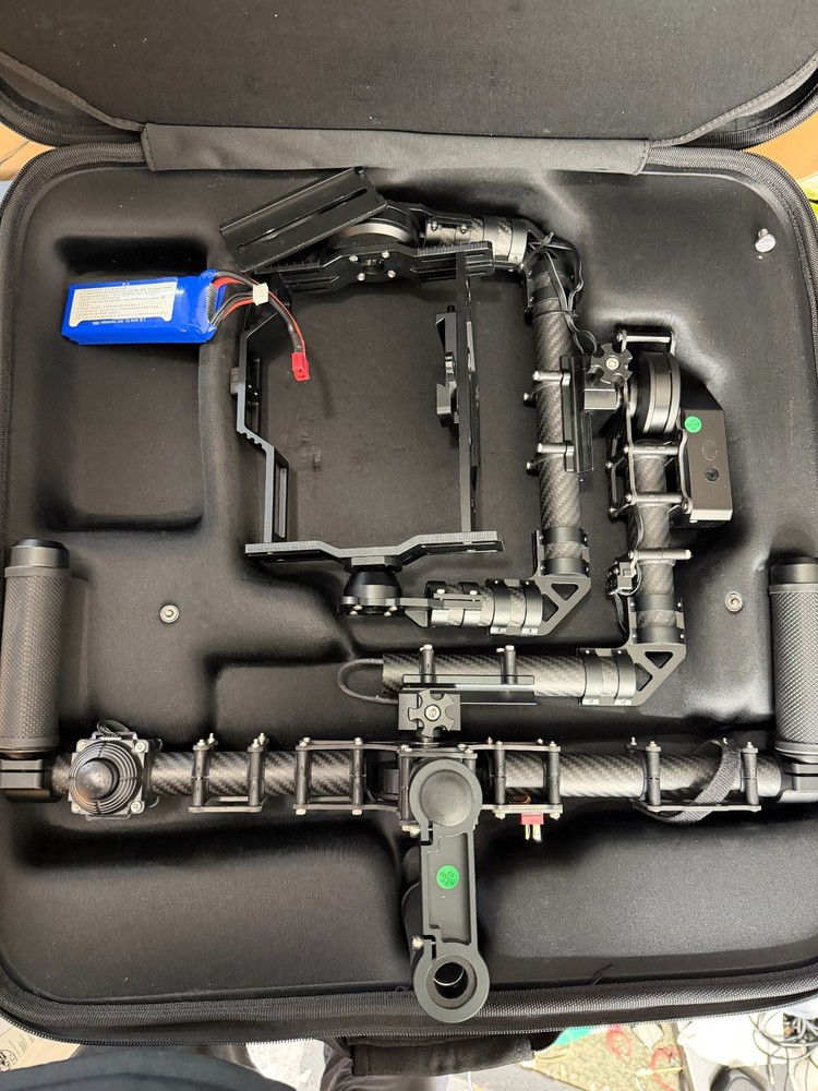 CAME-TV Handheld Camera Stabilizer Rig Carbon Fiber w/ Case & Battery – Untested