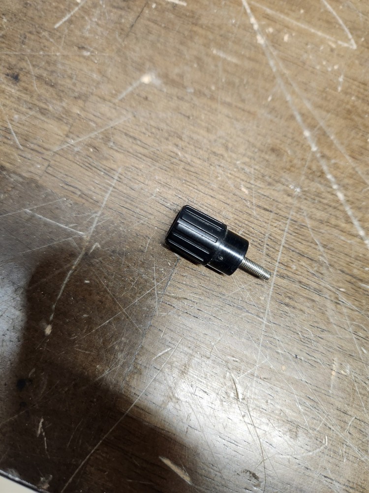 Single Pioneer VSX-40 Speaker Binding Post