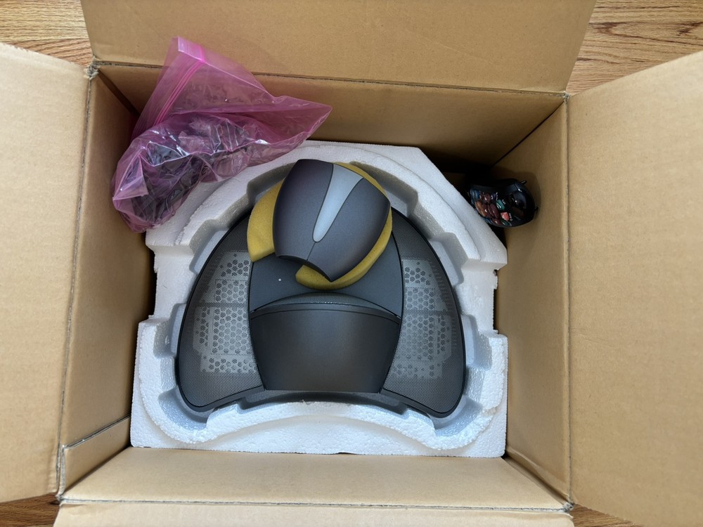 Polycom VSX 7000 NTSC Camera Video Conferencing System W/ Remote & Cables