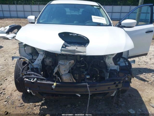 ROGUE 2017 Glove Box 4678397
