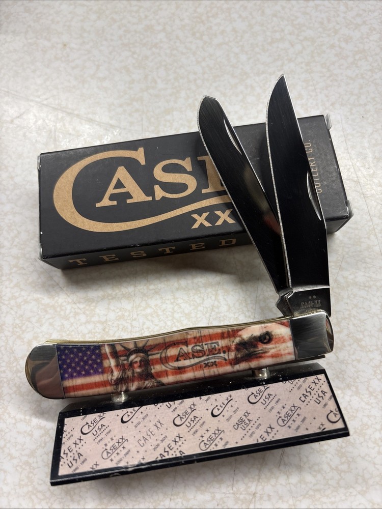 Case XX Patriotic Trapper