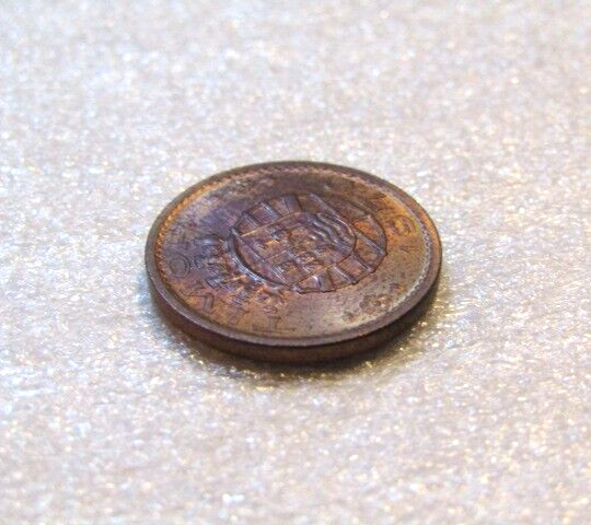 1970 Timor 20 Centavos unc Bronze Coin