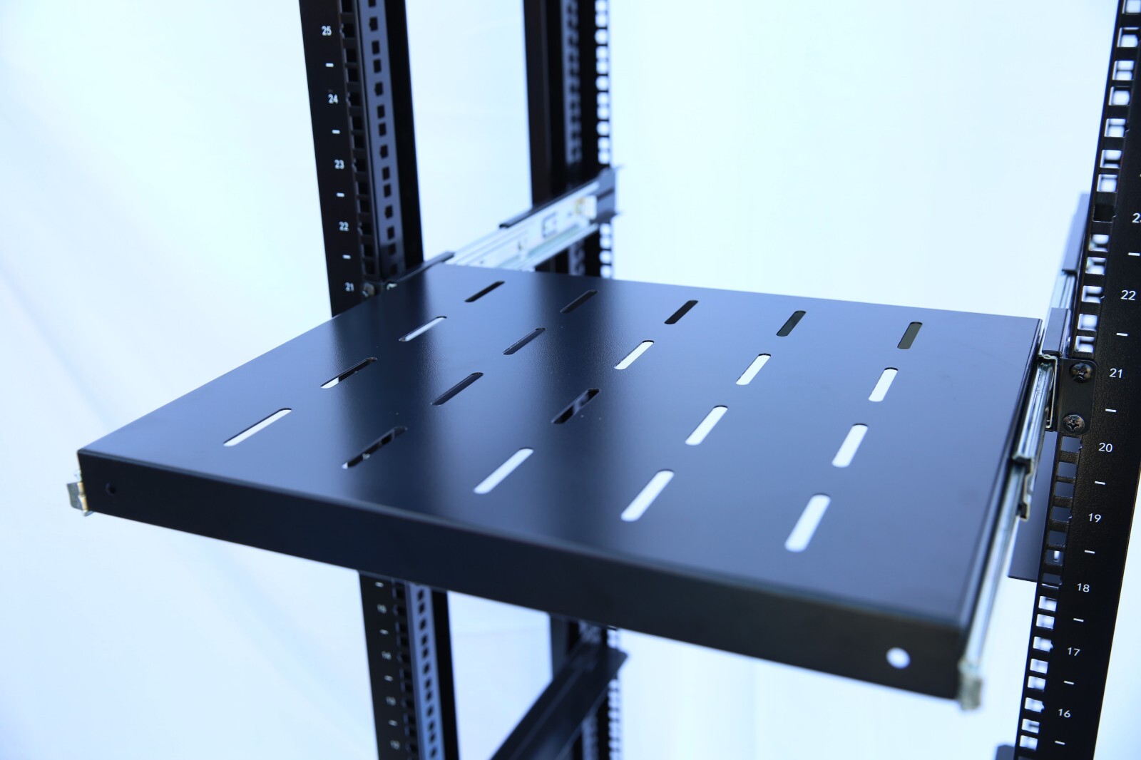 Sliding Rack Server Shelf For Rack 1U 19" 4 Post Rack Mount-Adjustable 15"-22"