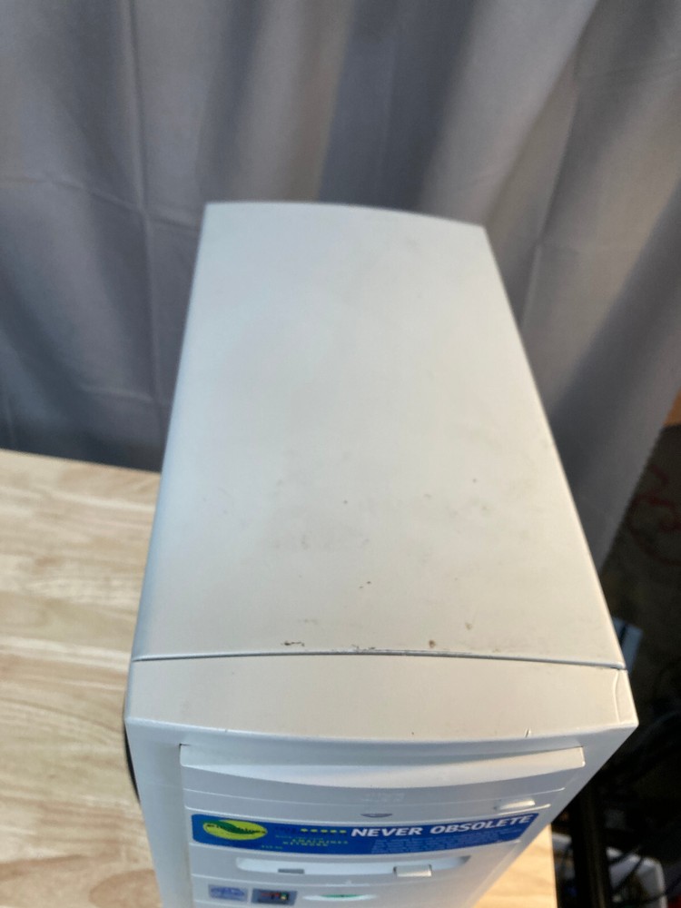 Emachines e-tower 433i NEVER OBSOLETE Desktop PC 32MB RAM + Windows 98 SE