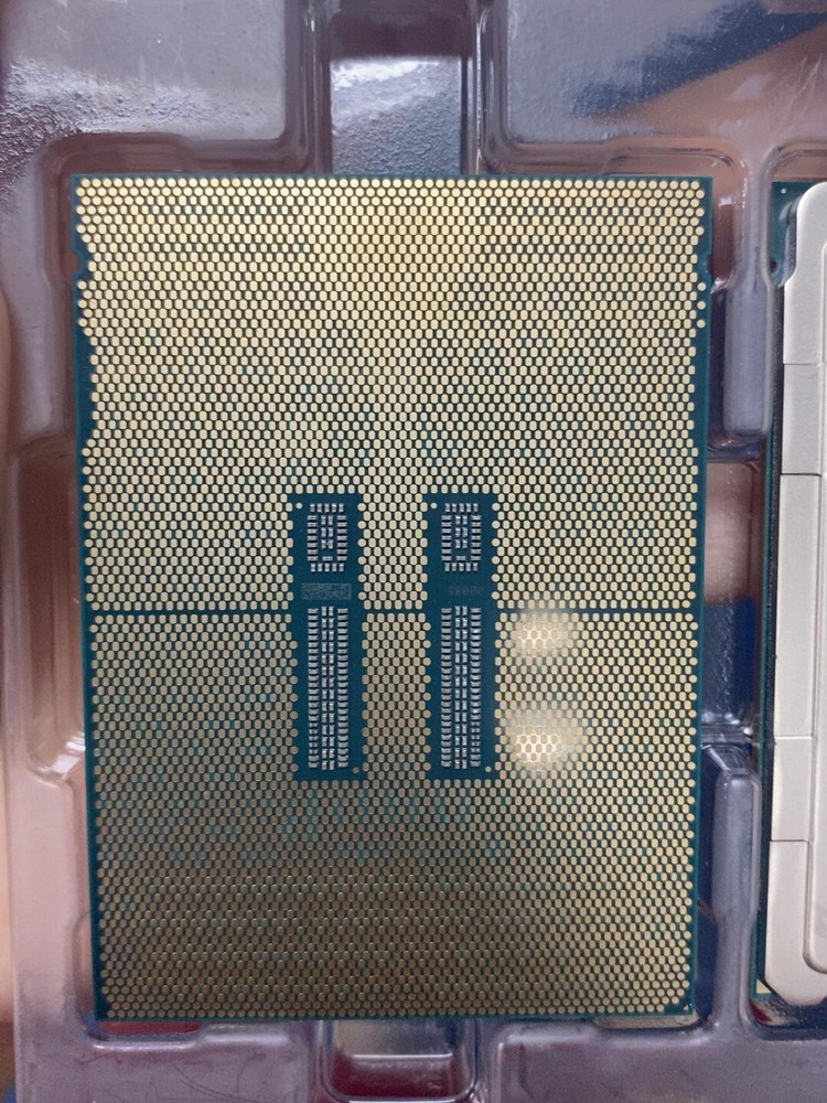Intel Xeon Platinum 8460Y+ (QS) 2.00GHz 40 core 80 threads 300W CPU processor