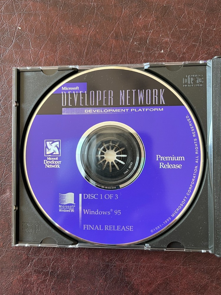 Set 3 CD Microsoft Developer Network w/CD Key Development Platform Final Premium