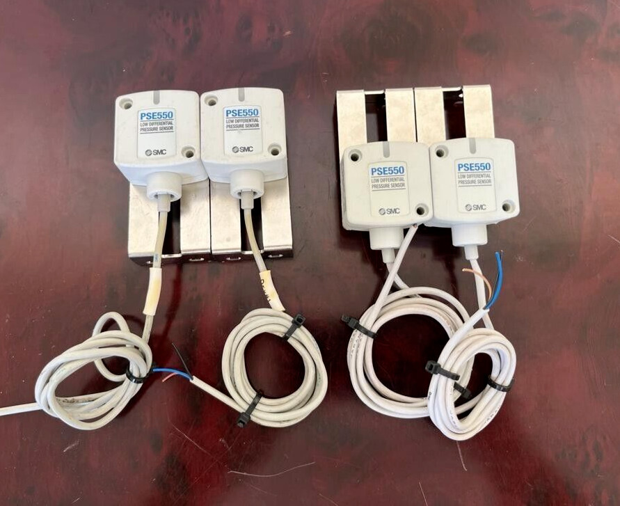 SMC / Low Differential Pressure Switch / PSE550