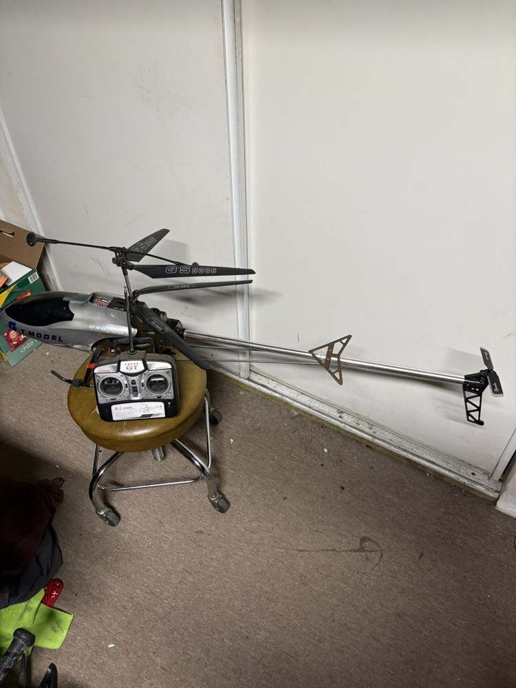 3.5 channel helicopter G.T model QS 8006 untested