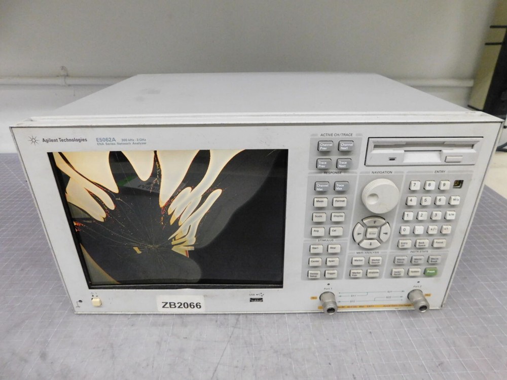 AGILENT E5062A NETWORK ANALYZER, OPT 015,275 M4987