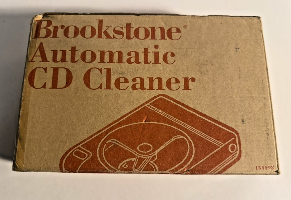Brookstone Automatic CD Video Game Player Game Cleaner