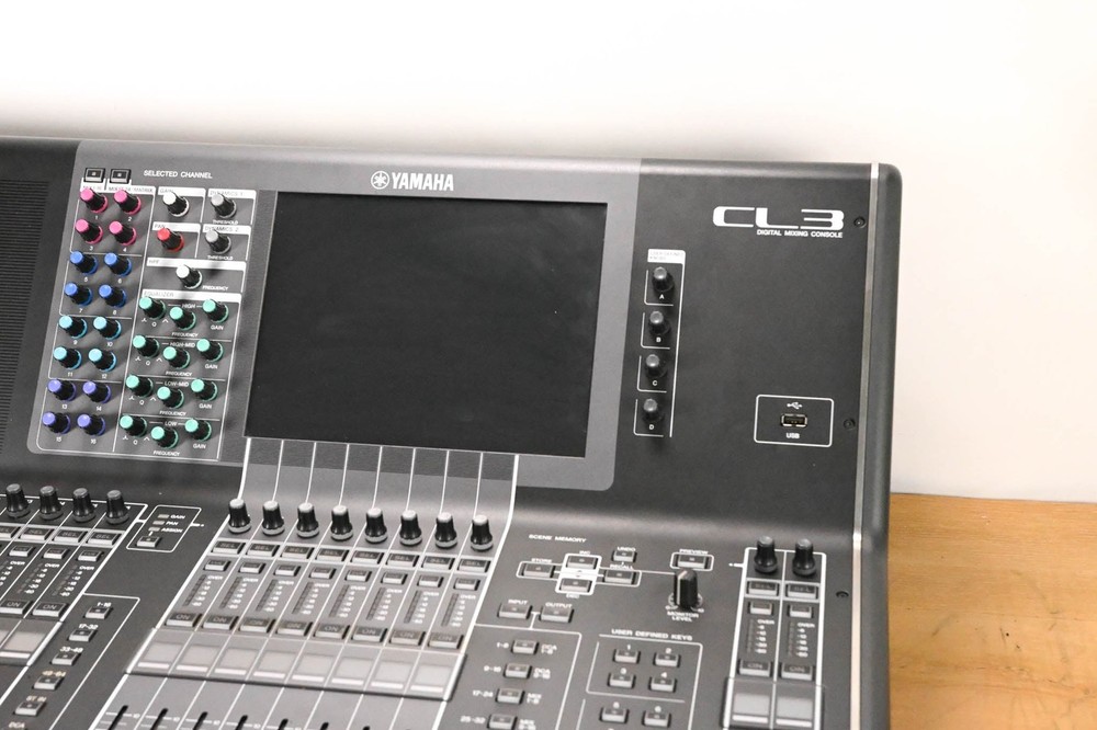 Yamaha CL3 Digital Audio Mixing Console CG01YTT