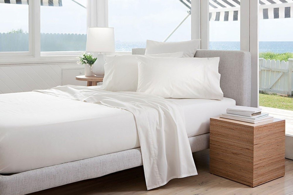 Extended-Length Fitted Sheet – 154“ x 80” Bottom Sheet (White, FXL)