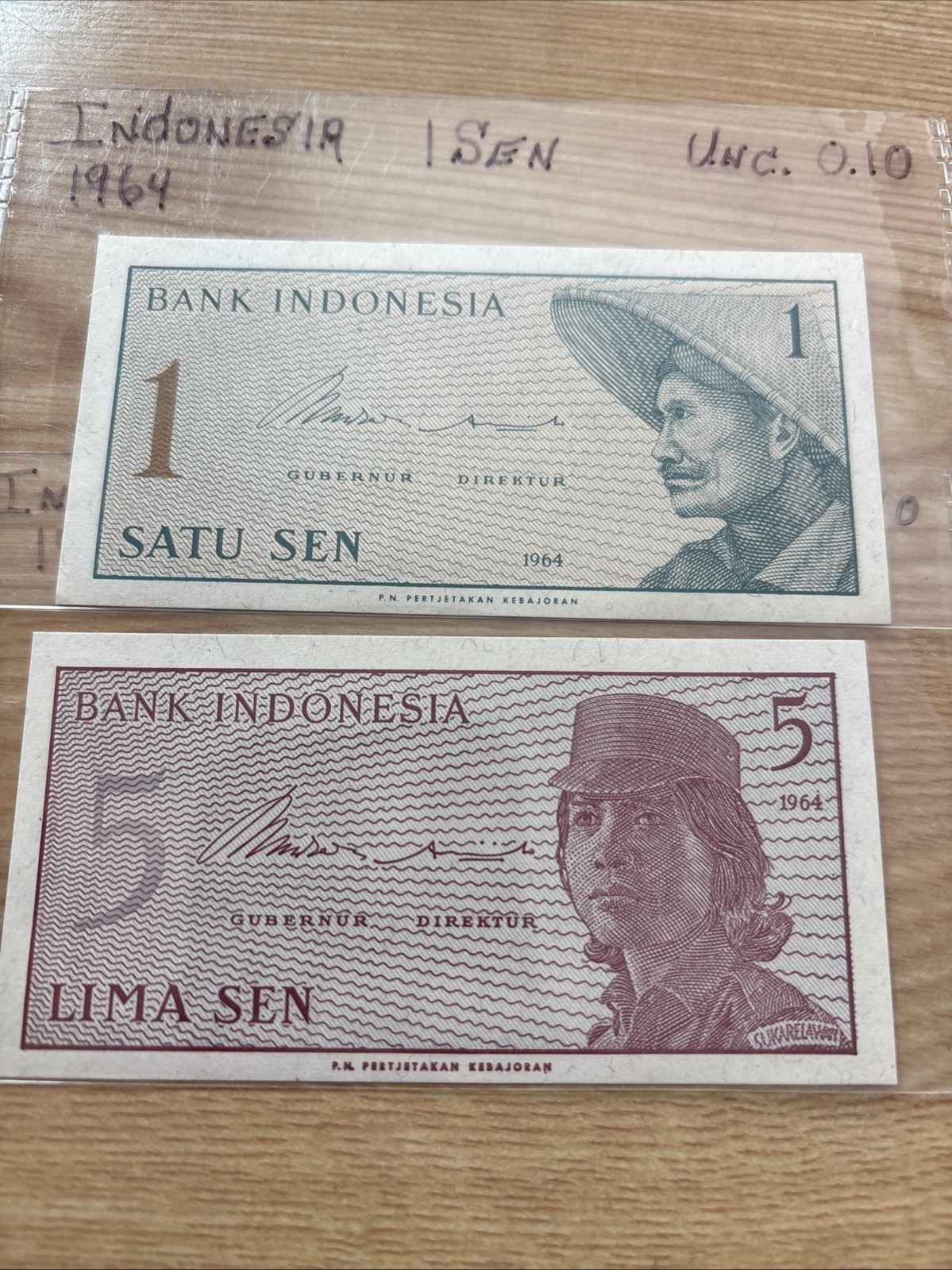 Large Lot Of Indonesia Banknotes