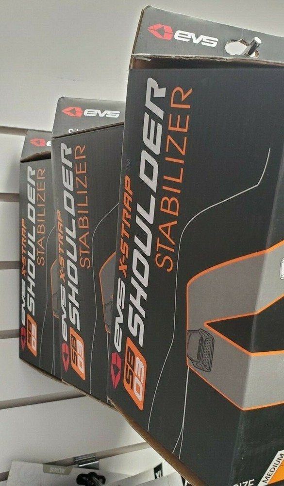 EVS SB03 Shoulder Support - scratch & dent