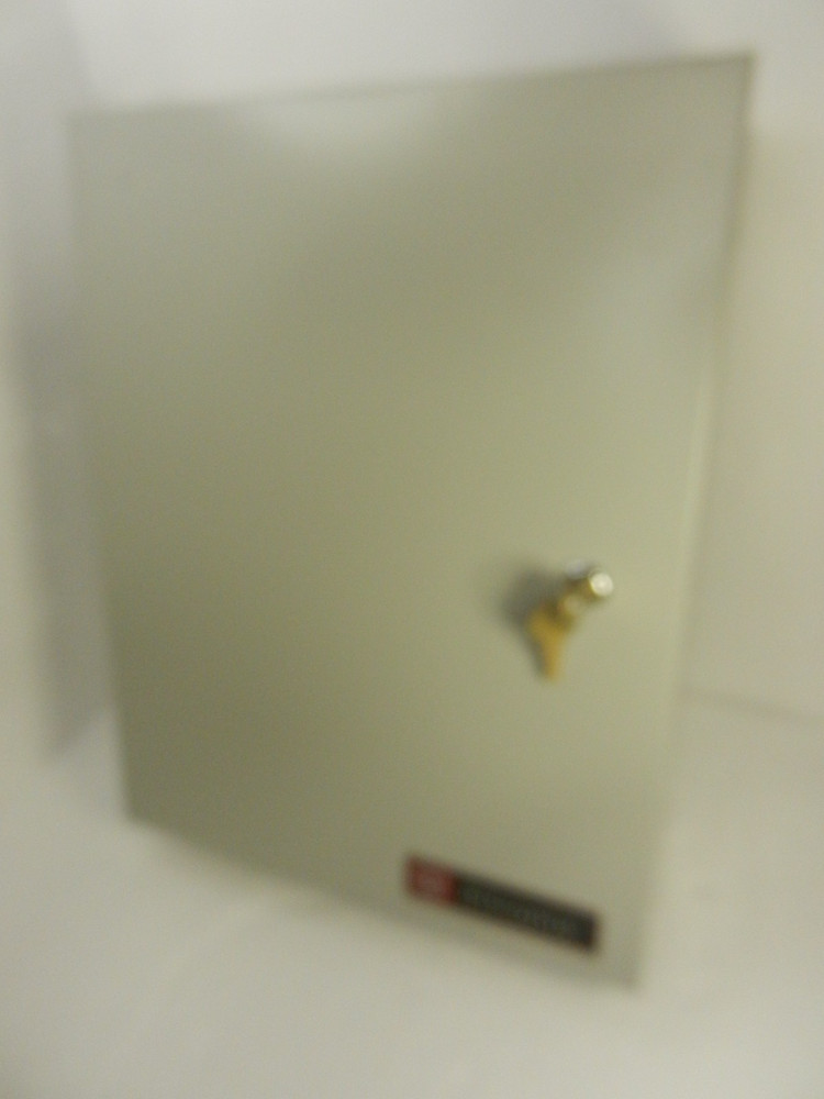 Altronix AL600ULACM Access Power Controller - preowned