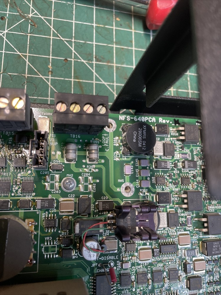 Notifier NFS-640. FOR PARTS