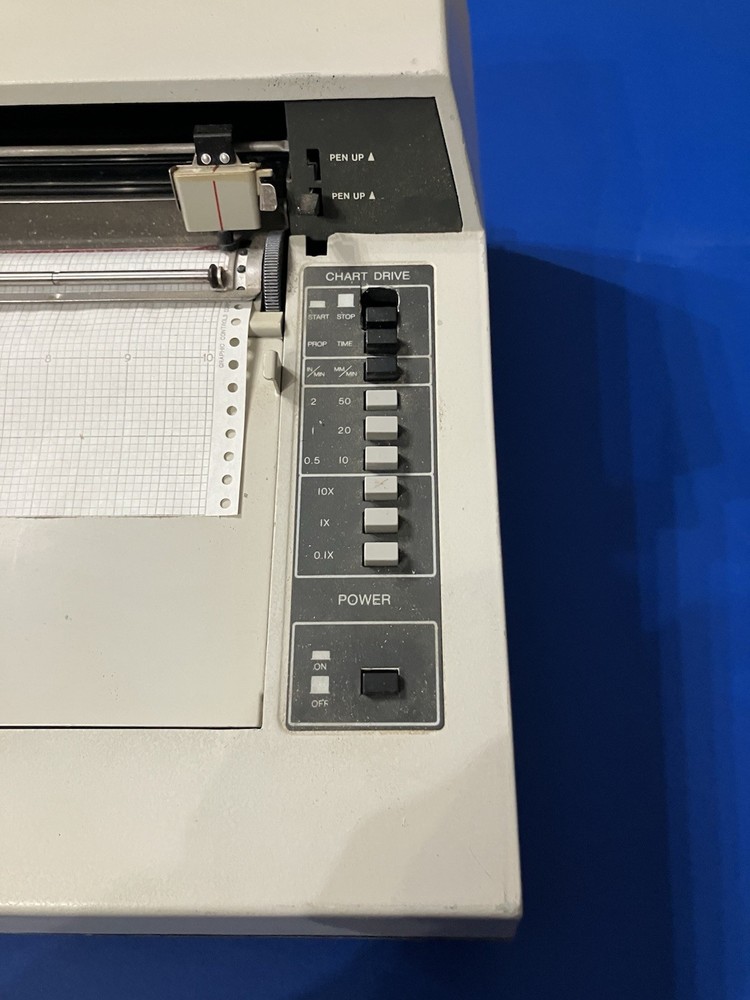 Instron Model 1011 Strip Chart Recorder Printer, Powers On