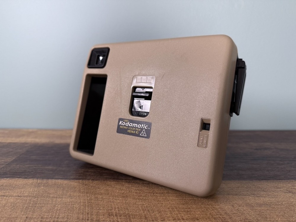 Vintage Kodak Kodamatic Pleaser II Program Instant Camera Untested