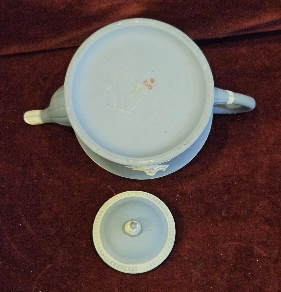 Neoclassical Embossed Cream on Blue Single Teapot