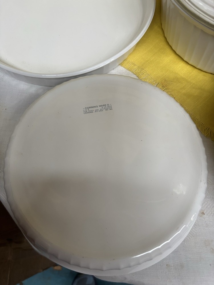 4 Piece CorningWare French White bakeware set
