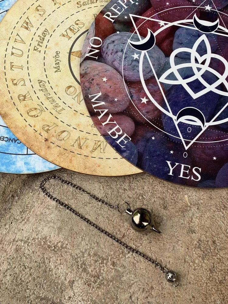 Handmade Dowsing Set Five Pc, Pendulum Divination Mat, Dowsing Kit, 3 Divination