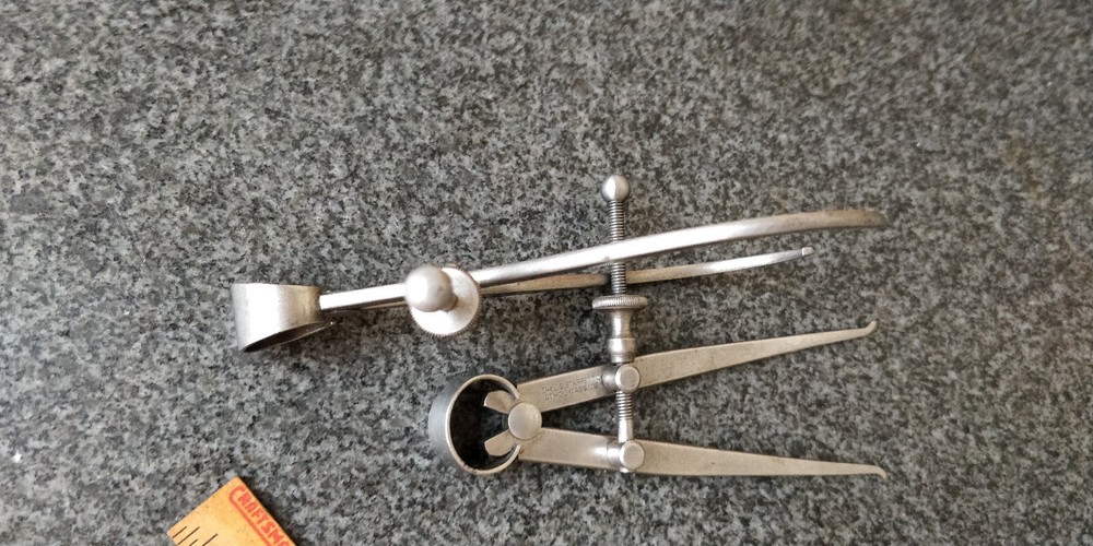 nice STARRETT 4" 73 + 79 Inside + Outside Calipers