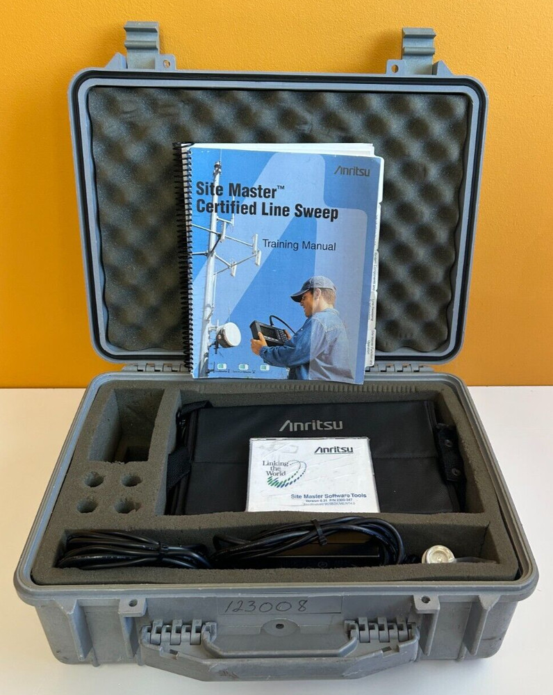 Anritsu Site Master S332B Transmission Line & Antenna Analyzer. Tested + Case!