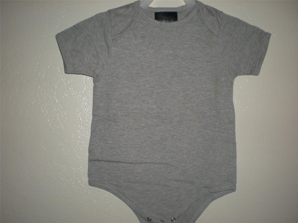 NEW Reebok INFANTS 18 Months Gray Creeper