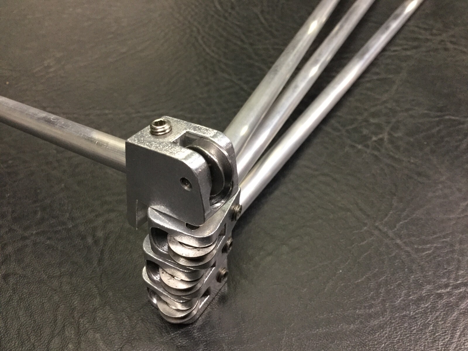 AirCooled Type 1 Billet Roller Throttle Cable Guide Tube For Dual Carbs