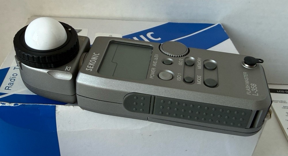 Sekonic L-358 Flash Master Digital Light Meter Silver Mint Condition