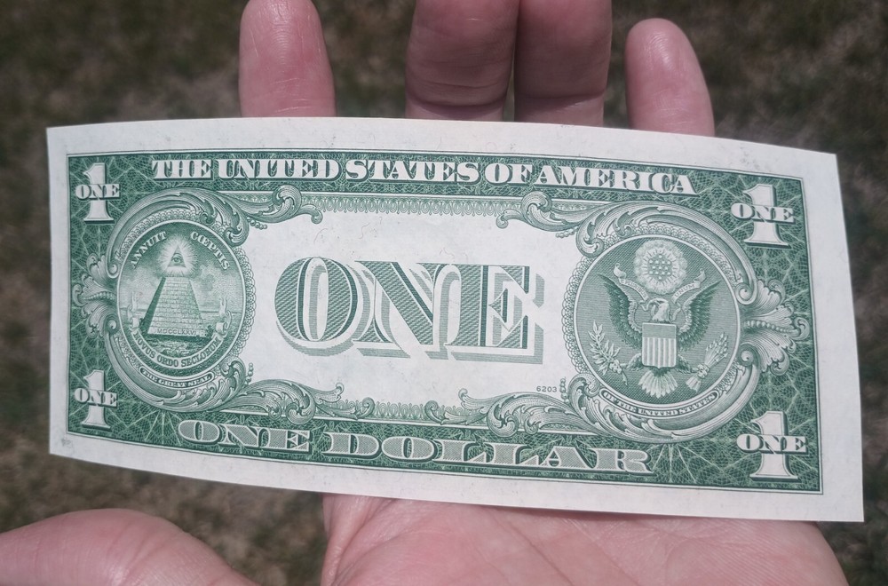 1935 One Dollar Bill Series E Very Good Condition
