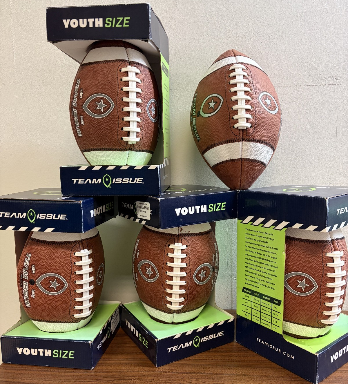 NEW TEAM ISSUE MONEY BALL OFFICIAL GAME LEATHER FOOTBALL YOUTH SIZE MBY 12-14YRS