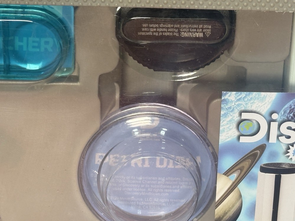 Discovery Microscope 48 Piece Set New Unused