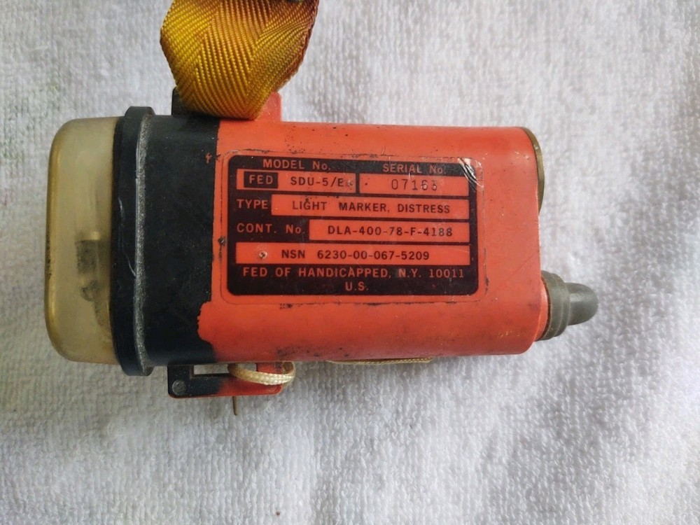 Light Distress Marker 6230000675209