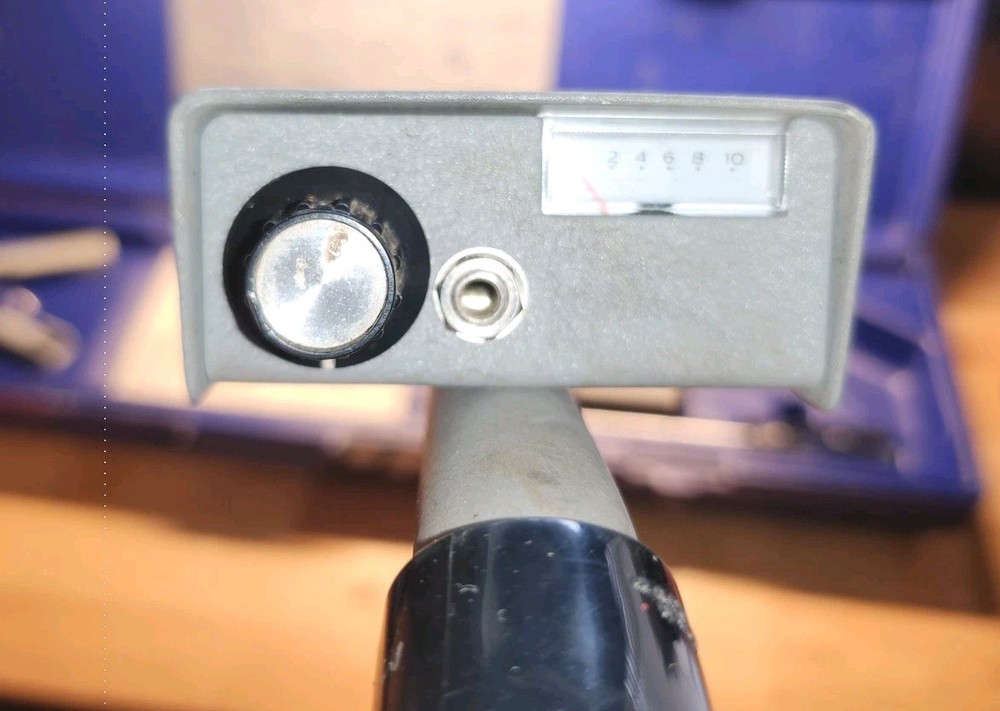 Tempo Model 501 Tracker II Underground Cable Locating System