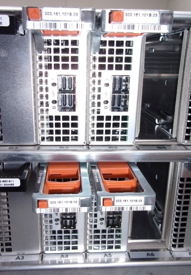EMC MGTN VMAX Megatron Controller 24-Bay Storage Processor Enclosure SEE NOTES