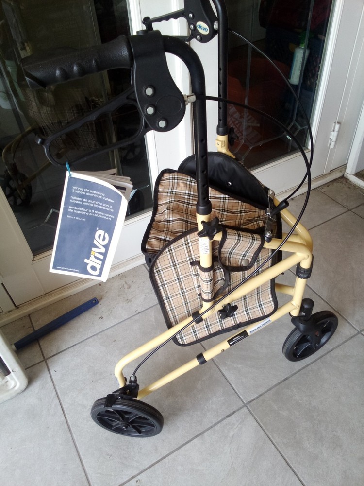 rollator walker Winnie