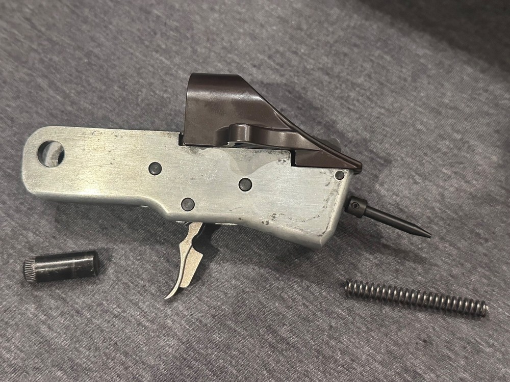 THOMPSON CENTER .50 CAL IMPACT  MUZZLELOADER Trigger Assembly  USED CONDITION.