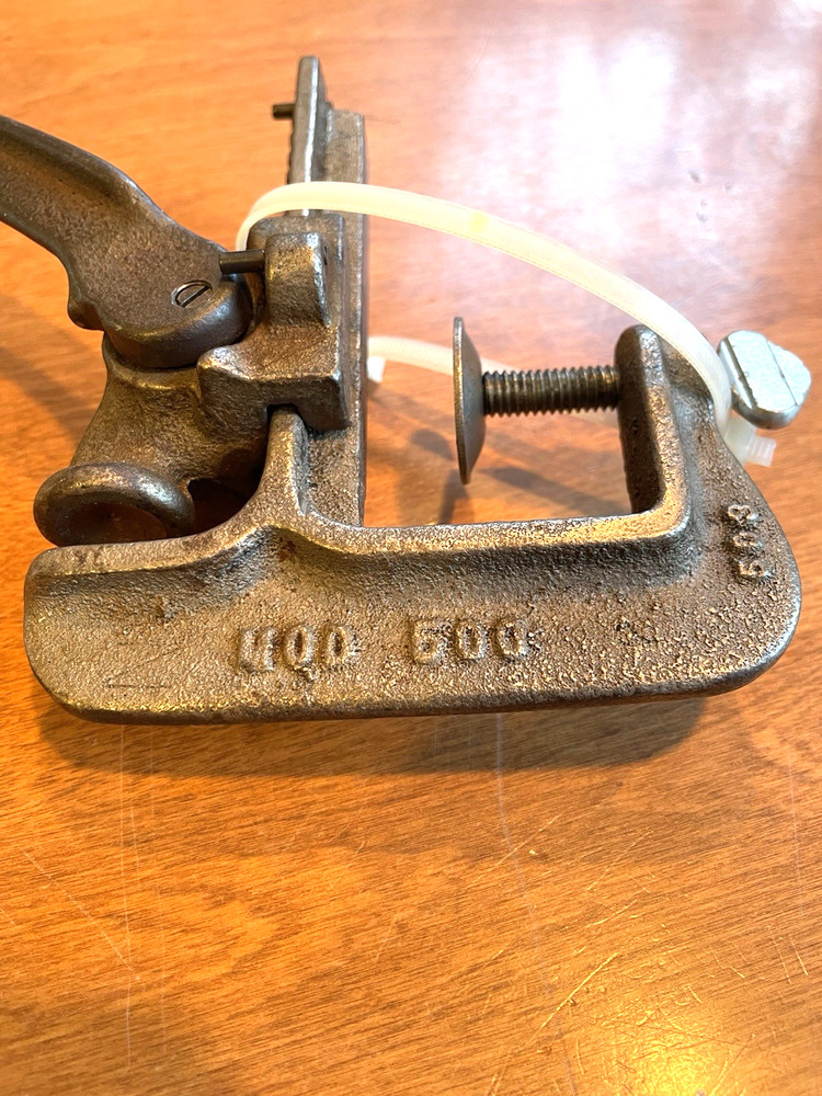 BERCO ENTERPRISE SQUIRREL NUTCRACKER (H)