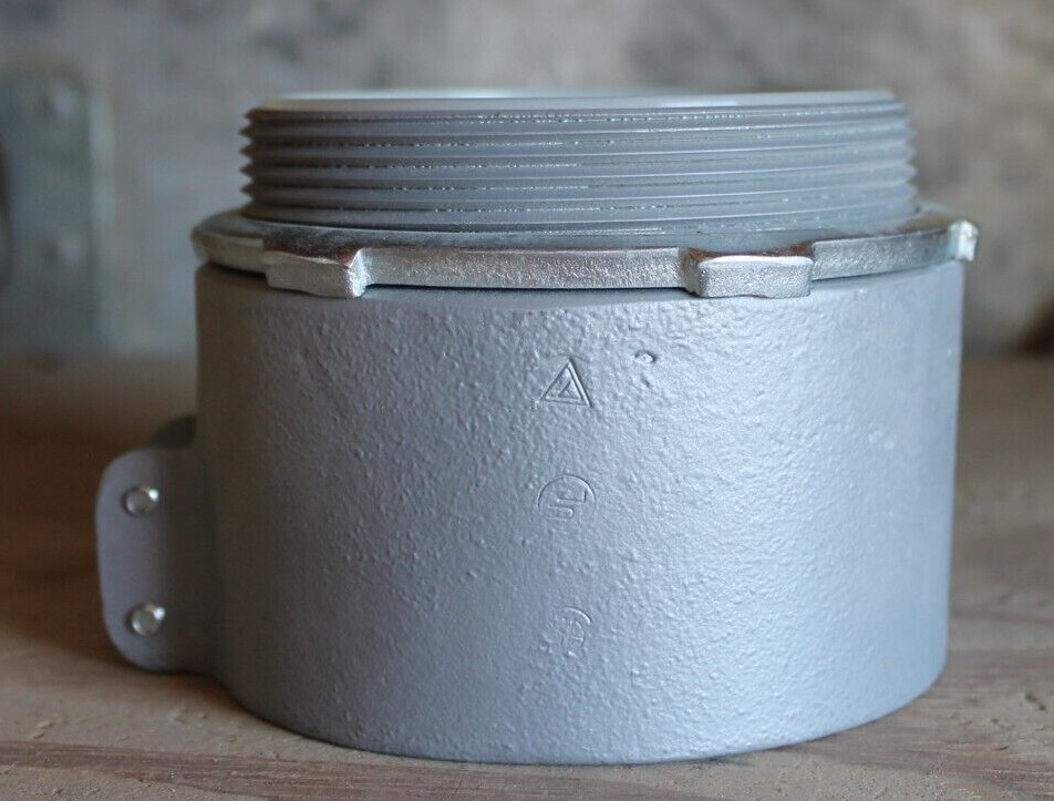 Appleton 7490I 4" Mall Iron Box Connector