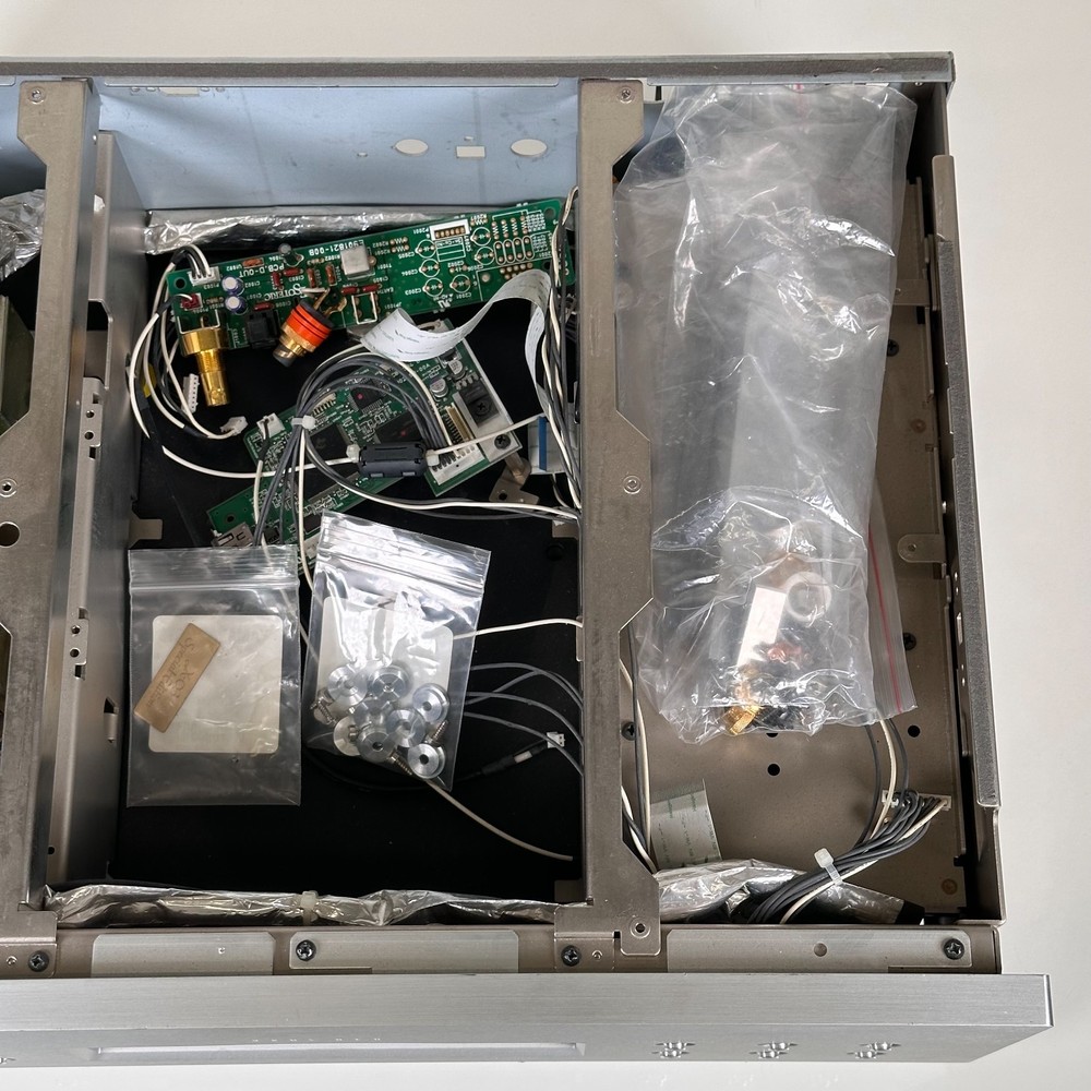 Esoteric X-03 SACD Player; Silver; AS-IS