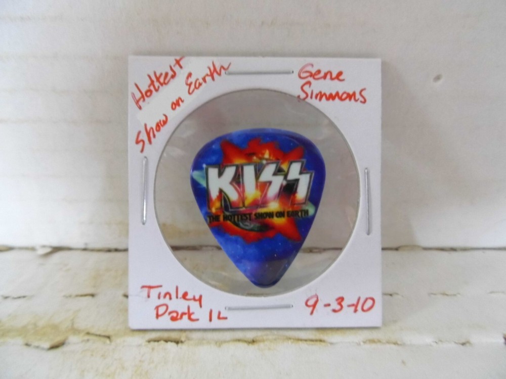 KISS "GENE SIMMONS" 9/3/10 GUITAR PICK~READ DESCRIPTION #12~20