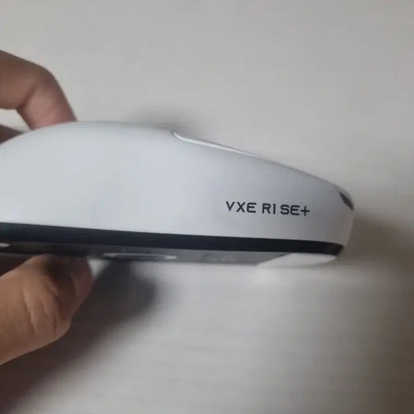 VXE R1 SE+ Wireless Mouse 2.4G USB Support Light Use