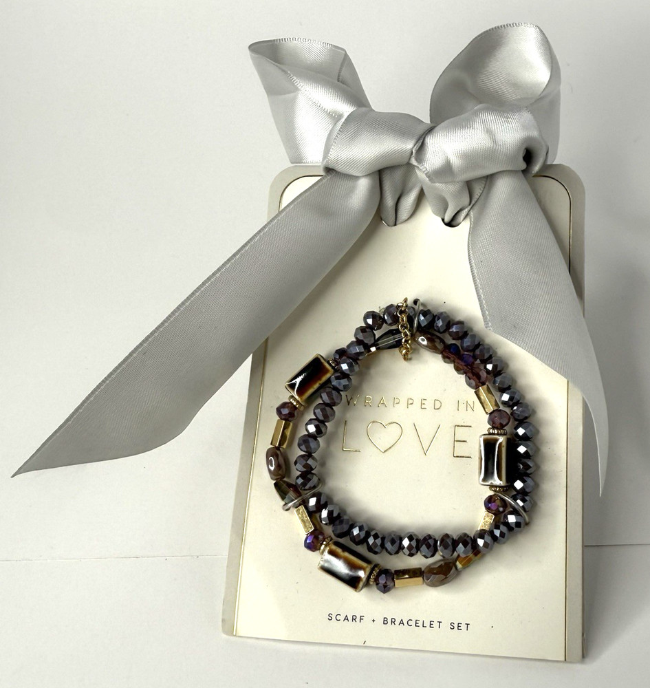 Coco + Carmen Wrapped In Love Bracelet Set